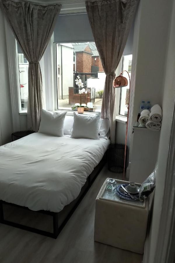 Aunty Katie'S House, Ni Tourist Board Certified With Free Continental Breakfast Appartamento Belfast Esterno foto
